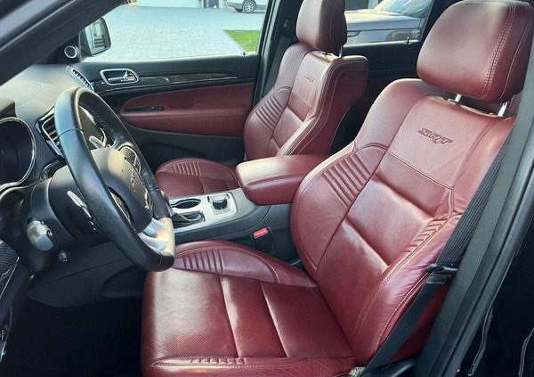 Jeep Grand Cherokee cena 185000 przebieg: 75000, rok produkcji 2016 z Bielsko-Biała małe 781